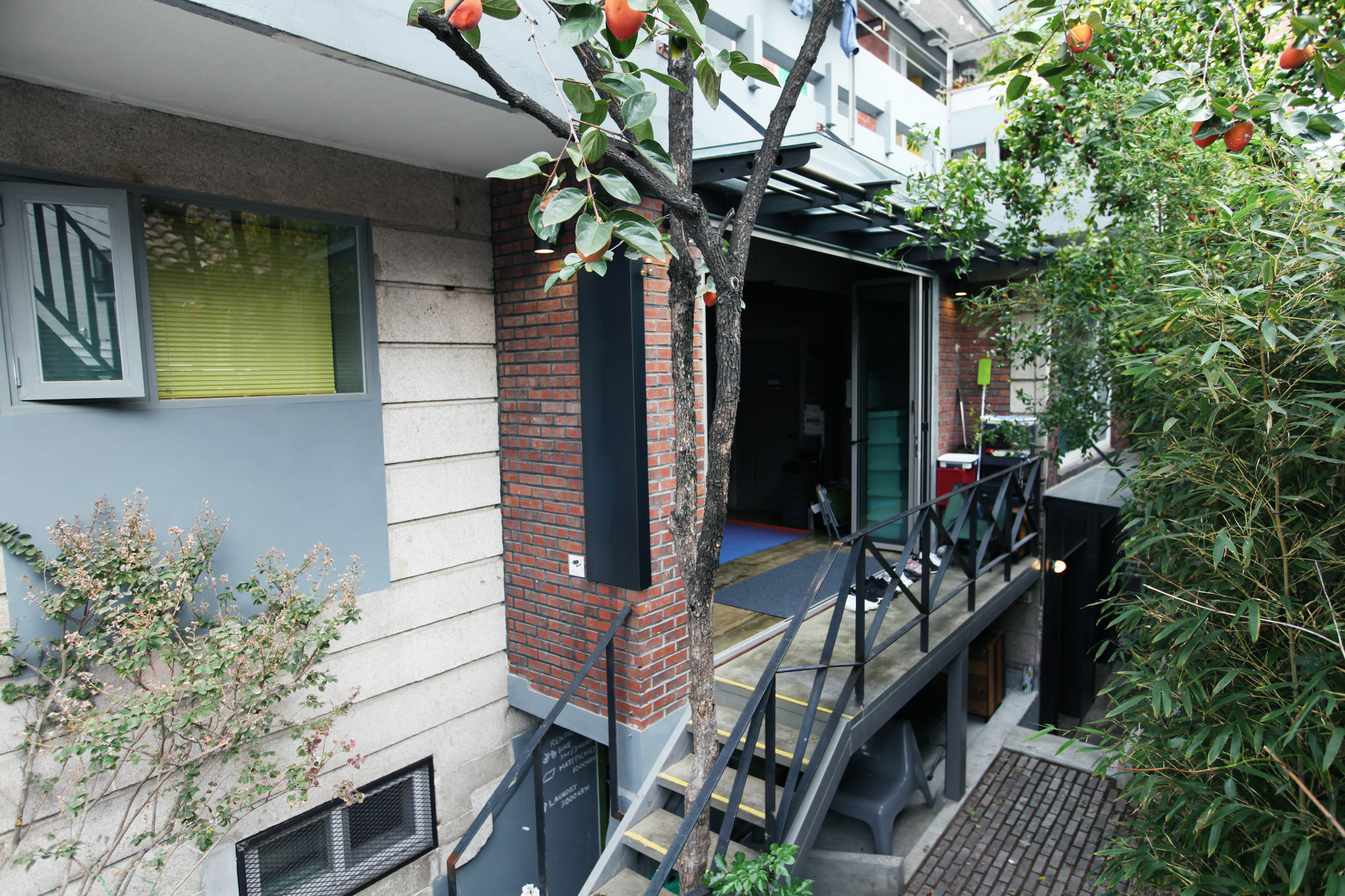 Hongdae Guesthouse Pajamaparty Seúl Exterior foto
