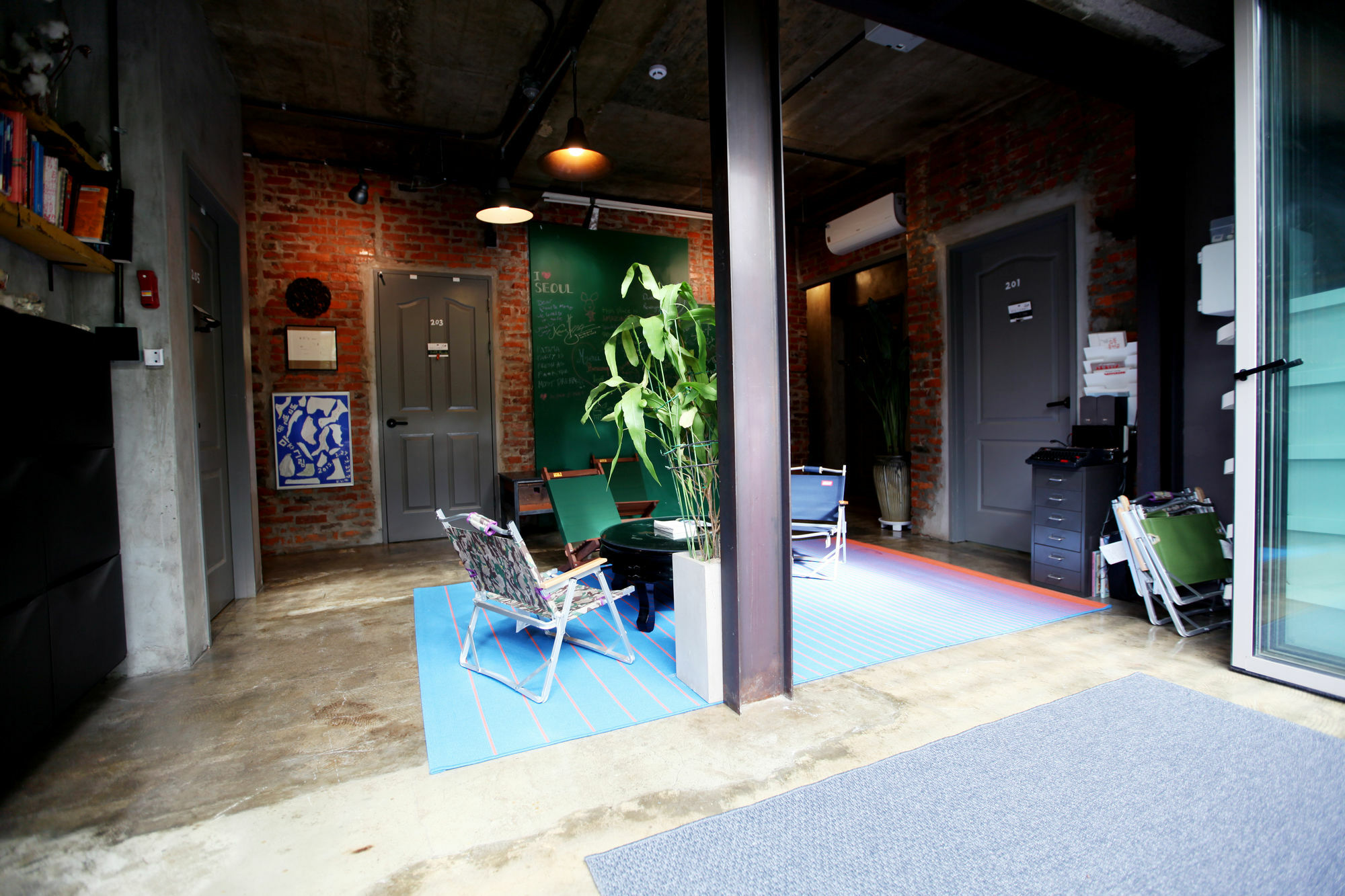 Hongdae Guesthouse Pajamaparty Seúl Exterior foto